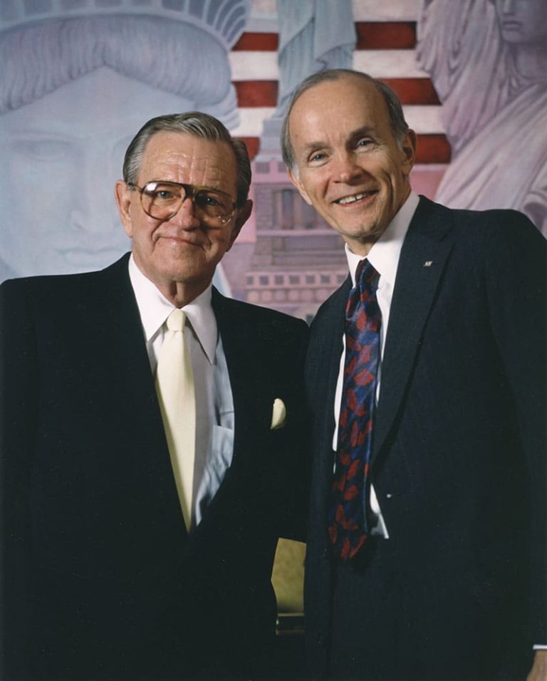 Bill Daniels and Daniel Ritchie during the Daniels College of Business renaming 1994